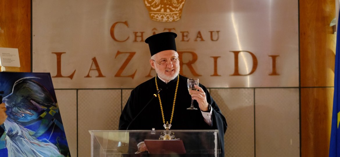 Ο Αρχιεπίσκοπος Αμερικής Ελπιδοφόρος στο οινοποιείο NICO LAZARIDI